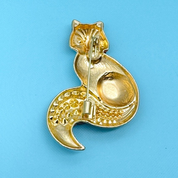 Brand new Red Fox Brooch Rhinestone Fox Pin - Picture 4 of 4